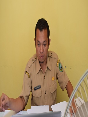 Elbi Hendri, S.Hut